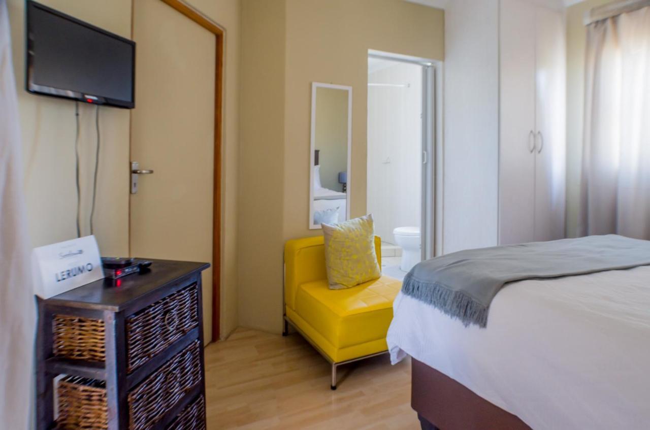 Seroloana Guest House Rustenburg Exterior photo